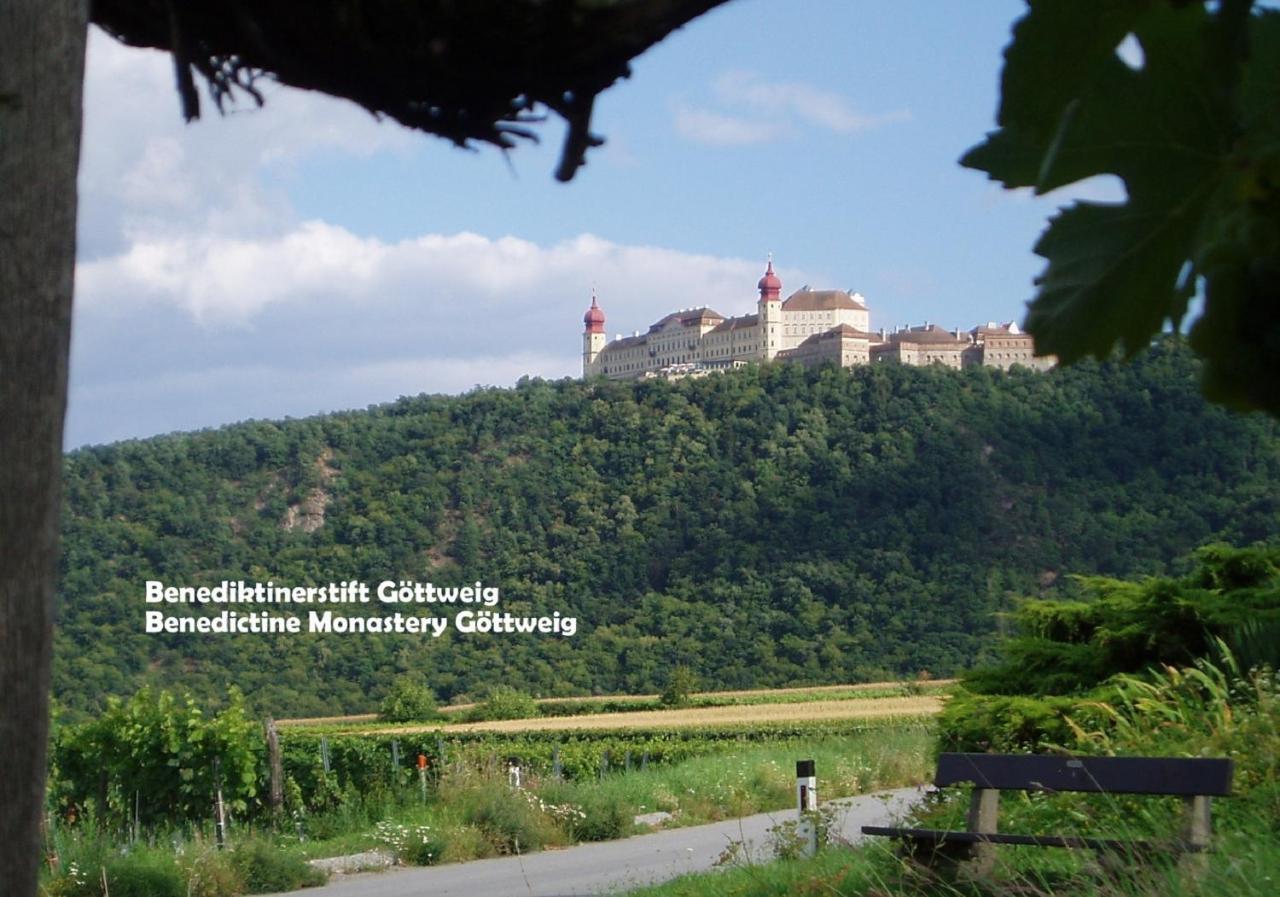 Gaestehaus Am Weinberg - Schlager Prinzersdorf Экстерьер фото